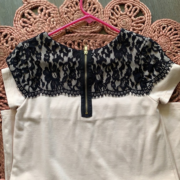 Light pink dress with black lace - Picture 4 of 4